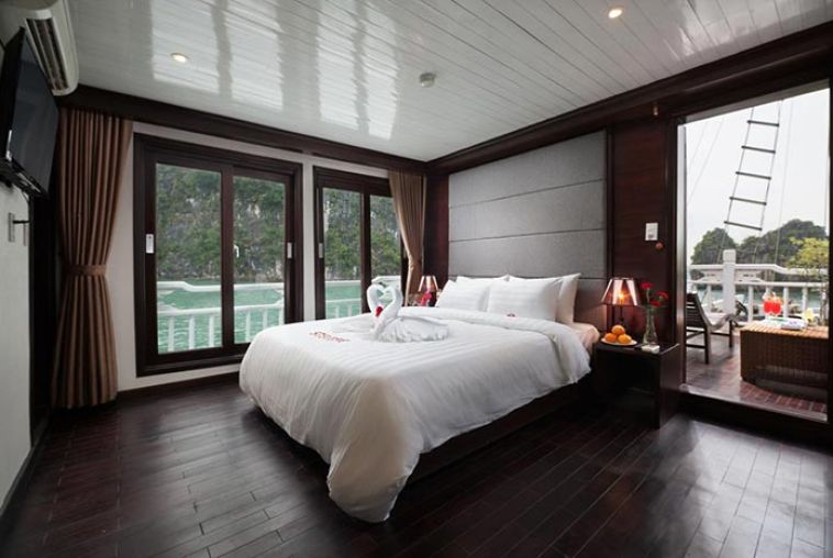 Halong-Aclass-Stellar-Cruise